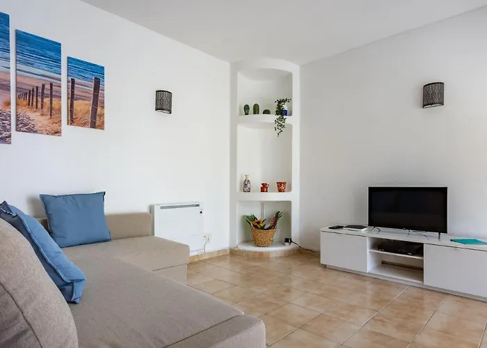 Charming Beachside W/ Pool By Lovelystay * Albufeira