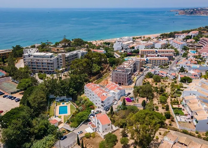 Appartamento Charming Beachside W/ Pool By Lovelystay Albufeira