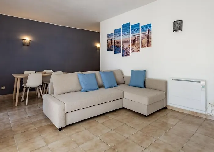 Charming Beachside W/ Pool By Lovelystay * Albufeira